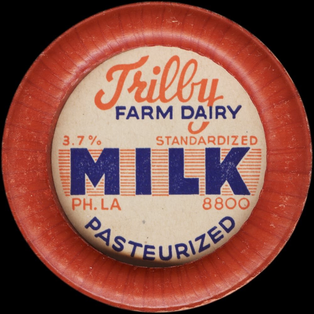 Fred J. Wood Dairy pasteurized skimmed milk cap from Thomaston, Connecticut.