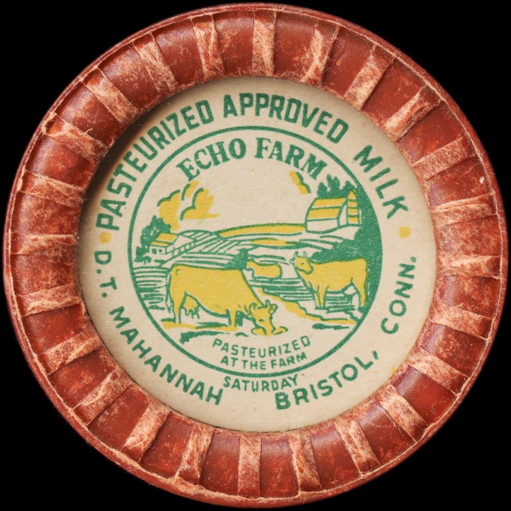 Echo Farm pasteurized approved milk cap from Bristol, Connecticut.